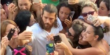 Can Yaman İtalya’da reklam yaptığı iddialarına ne dedi?