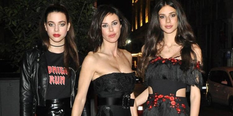 Defne Samyeli'den kızlarına kalpli mesaj 1 Defne Samyeli’den kızlarına kalpli mesaj