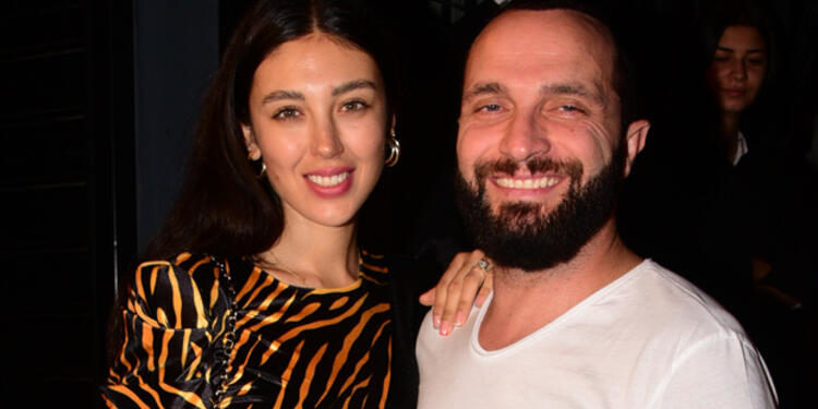 Berkay'dan eşine sürpriz 1 Berkay’dan eşine sürpriz