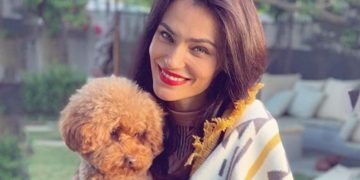 Saadet Işıl Aksoy bebek haberini işte bu pozla verdi 3 Saadet Işıl Aksoy bebek haberini işte bu pozla verdi