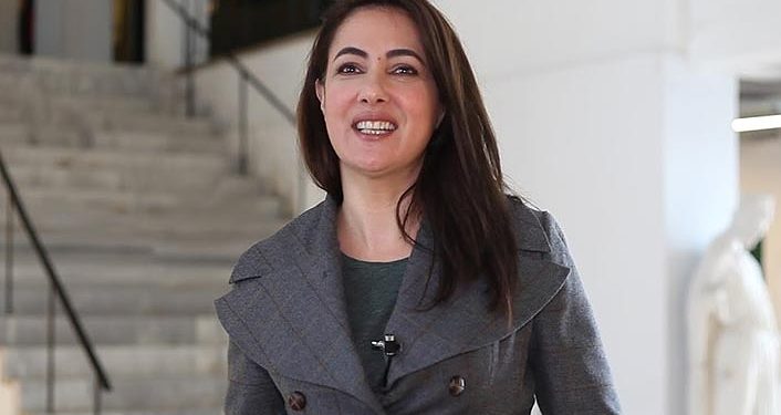 Meltem Cumbul'un kıyafeti olay oldu 1 Meltem Cumbul’un kıyafeti olay oldu