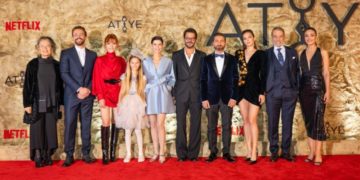 Atiye’nin galasına ünlü akını 4 Atiye’nin galasına ünlü akını