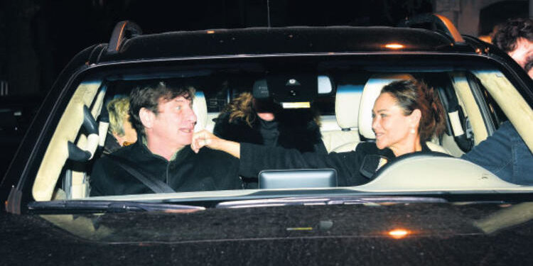 Hülya Avşar ile Kaya Çilingiroğlu yeniden evleniyor mu? 1 Hülya Avşar ile Kaya Çilingiroğlu yeniden evleniyor mu?