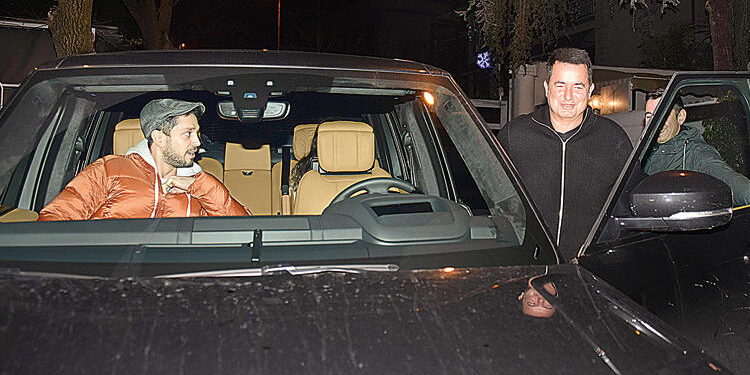 Acun Ilıcalı şoförü unutunca 1 Acun Ilıcalı şoförü unutunca