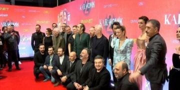 Cem Yılmaz yeni filmi için destek istedi