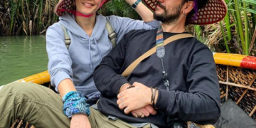 Burcu Biricik ve eşi Emre Yetkin Vietnam'da 4 Burcu Biricik ve eşi Emre Yetkin Vietnam’da