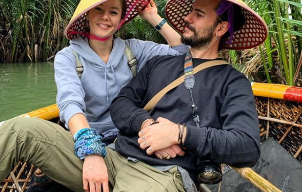 Burcu Biricik ve eşi Emre Yetkin Vietnam'da 1 Burcu Biricik ve eşi Emre Yetkin Vietnam’da