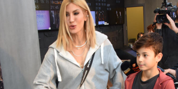 Çağla Şıkel'den aşk açıklaması 1 Çağla Şıkel’den aşk açıklaması