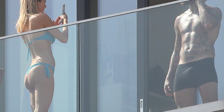 Ünlü spor spikeri Milano’da böyle görüntülendi 1 Ünlü spor spikeri Milano’da böyle görüntülendi