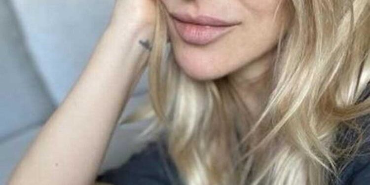 Hadise ile Kaan Yıldırım yakalandı 1 Hadise ile Kaan Yıldırım yakalandı