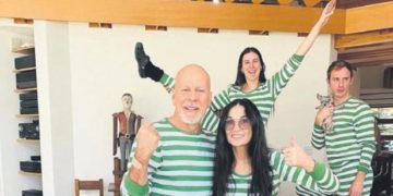 Karantinada buluştular 6 Karantinada buluştular