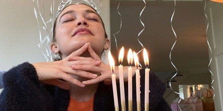 Gigi Hadid hamile! 1 Gigi Hadid hamile!