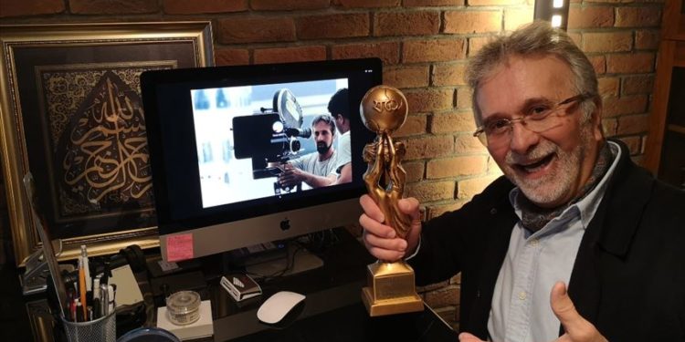 'Hollywood'a gitmek için 20 yaşında evden kaçtım' 1 ‘Hollywood’a gitmek için 20 yaşında evden kaçtım’