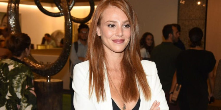 Elçin Sangu’nun 7 milyon sevinci 1 Elçin Sangu’nun 7 milyon sevinci