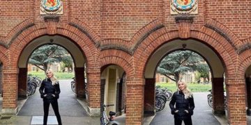 Oxford’a kabul edildi 10 Oxford’a kabul edildi