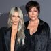Khloe Kardashian’ın annesi Kris Jenner’a aldığı hediye tepki topladı 12 Khloe Kardashian’ın annesi Kris Jenner’a aldığı hediye tepki topladı