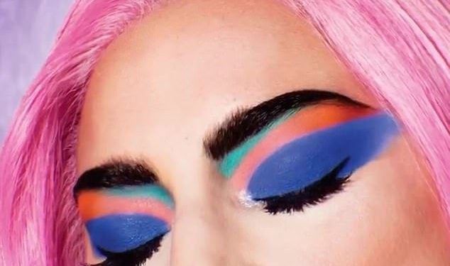 Lady Gaga kozmetik sektöründe de iddiasını ortaya koydu 1 Lady Gaga kozmetik sektöründe de iddiasını ortaya koydu