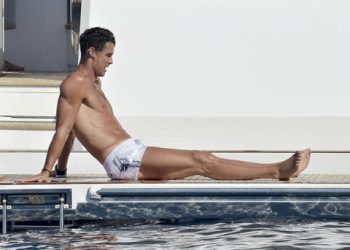 Ronaldo İtalyan koylarına demirledi