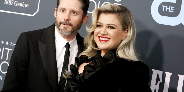 Karantinada boşanma kararı! Kelly Clarkson boşanıyor! 1 Karantinada boşanma kararı! Kelly Clarkson boşanıyor!