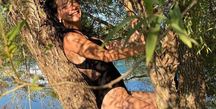 Merve Boluğur’dan Burak Dayı için “Mine” dövmesi 1 Merve Boluğur’dan Burak Dayı için “Mine” dövmesi