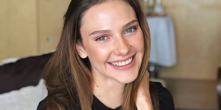 Alina Boz ‘un Coronavirüs testi pozitif çıktı 1 Alina Boz ‘un Coronavirüs testi pozitif çıktı