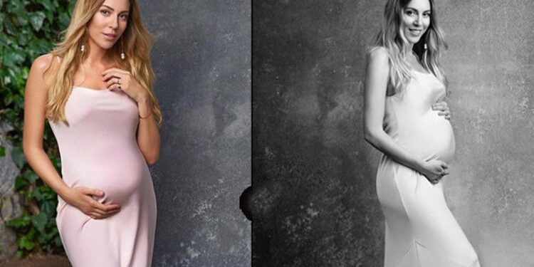 Beklenen fotoğraf! Sinem Kobal ‘dan hamile pozu 1 Beklenen fotoğraf! Sinem Kobal ‘dan hamile pozu