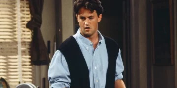 "Friends" dizisiyle tanınan oyuncu Matthew Perry evinde ölü bulundu.