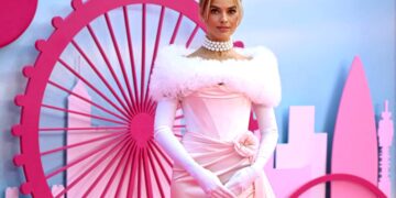 Margot Robbie, Barbie kazancıyla ilgili kararını verdi 3 Tüm dünyada en çok izlenen filmler arasında yerleşen Barbie filminin başrol oyuncusu Margot Robbie kazancını nasıl değerlendireceğini açıkladı.