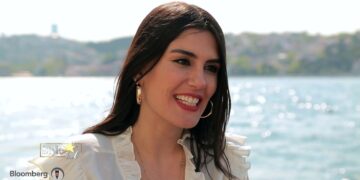 Asena Sarıbatur " Farklı stilim var"