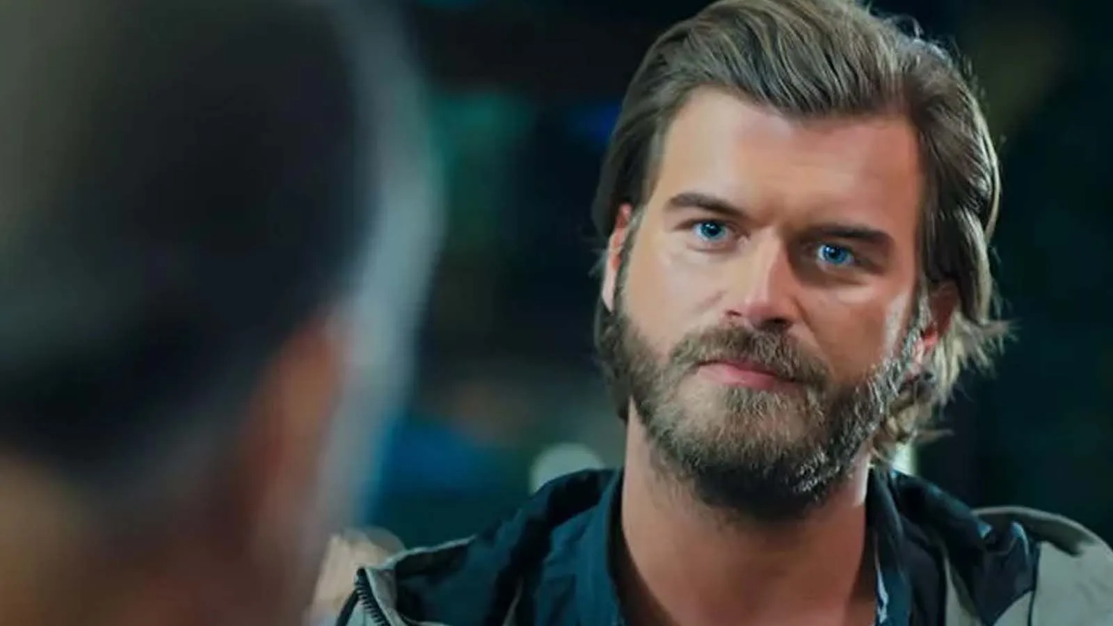 Kıvanç Tatlıtuğ Haberleri, Kıvanç Tatlıtuğ ile ilgili Magazin dünyasının en son haberleri, fotoğraf, video ve podcastleri Magazin Gazetesi CumCuma.com’da!