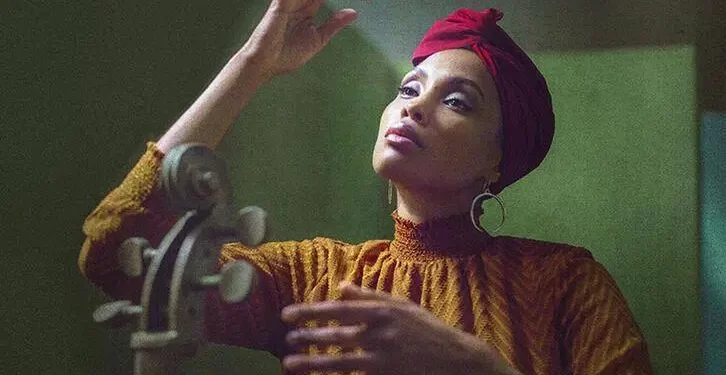 Imany konser için Türkiye’ye geliyor 1 Dünyaca ünlü sanatçı Imany, haziran ayında İstanbul, Ankara, Antalya ve İzmir’de sahne alacak.