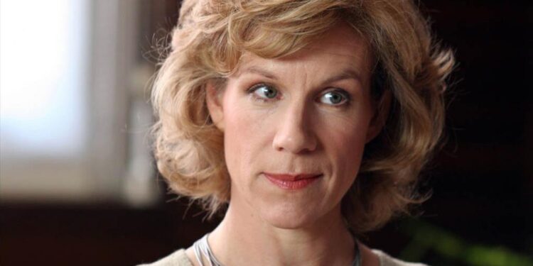 İngiliz oyuncu Juliet Stevenson'dan Gazze açıklaması 1 İngiliz oyuncu Juliet Stevenson, İsrail'in Gazze'ye yönelik saldırılarına yönelik açıklamalarda bulundu.