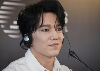 Çok nadir ses aralığına sahip olan dünyaca ünlü Kazak şarkıcı Dimash Qudaibergen İstanbul'da konser verecek.
