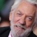 Aktör Donald Sutherland 88 yaşında hayatını kaybetti 12 Pek çok önemli yapımda rol alan Kanadalı aktör Donald Sutherland 88 yaşında hayata gözlerini yumdu.