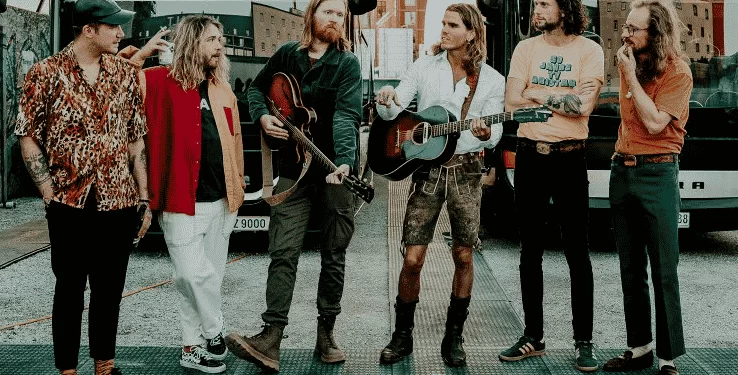 İzlandalı rock grubu Kaleo, İstanbul'a geliyor 1 İzlandalı rock grubu Kaleo, yoğun istek üzerine iki yıl aradan sonra yeniden İstanbul'da dinleyicileriyle buluşacak.