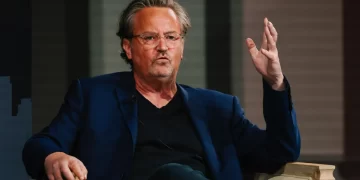 Friends dizisinin oyuncusu Matthew Perry, evinin jakuzisinde ölü bulunmuştu. Konuyla ilgili başlatılan soruşturmada şaşırtan gelişme yaşandı.