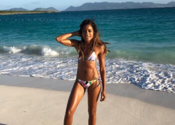 Naomie Harris, Atmosphere Kanifushi’de stresini unuttu 15 Naomie Harris, Atmosphere Kanifushi’de stresini unuttu