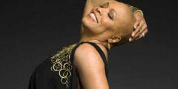Dee Dee Bridgewater caz tutkunlarıyla Ankara’da buluşuyor 4 Caz dünyasının efsane ismi Dee Dee Bridgewater, klasiklere kattığı eşsiz yorumları ve sahne enerjisiyle Ankara’da unutulmaz bir konser verecek.