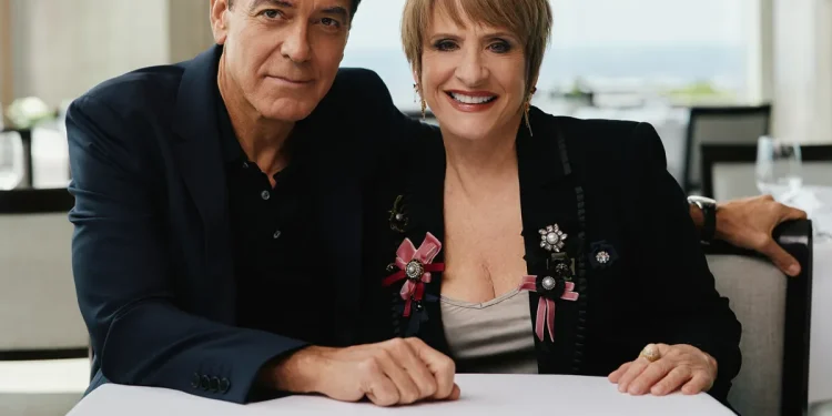 George Clooney: Sanat, karanlığa karşı bir silahtır 1 Hollywood yıldızı George Clooney, Broadway’deki ilk performansını sahnelerken,yanında tiyatronun efsane ismi Patti LuPone’un desteğini de aldı