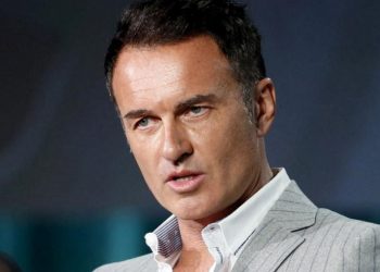 Avustralyalı oyuncu Julian McMahon, kanserle mücadelesinin ardından hayatını kaybetti.