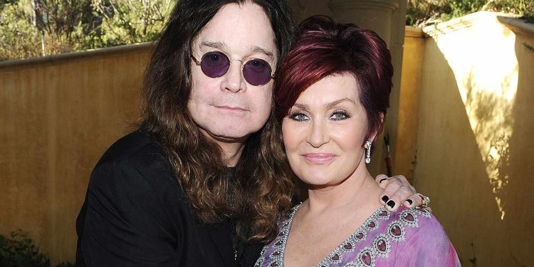 Müziğin asi ruhuna veda: Ozzy Osbourne hayatını kaybetti 1 Heavy metal efsanesi Ozzy Osbourne, Parkinson hastalığıyla geçen uzun bir mücadelenin ardından 22 Temmuz’da yaşamını yitirdi.