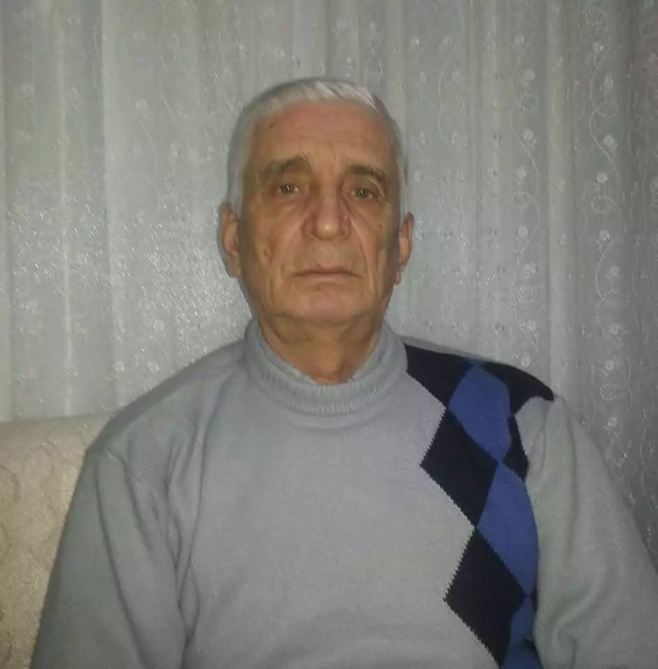 Eylül Tumbar’ın amcası depremde hayatını kaybetti 2 Balıkesir Sındırgı merkezli 6,1 büyüklüğündeki depremde yıkılan binanın enkazından çıkarılan 81 yaşındaki Nihat Önbaş, hastanede yaşamını yitirdi.