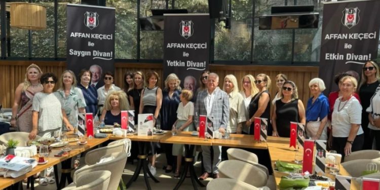 Affan Keçeci, Dişi Kartallar ile buluştu 1 Beşiktaş Divan Kurulu başkan adayı Affan Keçeci, kadın üyelerden oluşan Dişi Kartallar ile bir araya gelerek projelerini paylaştı.