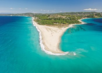 Yatırım rüzgarı Halkidiki’den esiyor: Paliouri Villaları büyülüyor 17 Yatırım rüzgarı Halkidiki’den esiyor: Paliouri Villaları büyülüyor