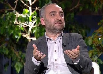 İsmail Saymaz: Türk yatırımcıların Avrupa kapısı Halkidiki 16 Gazeteci İsmail Saymaz,, Türklerin Avrupa’da oturum almak için en fazla ilgi gösterdiği yerin Halkidiki olduğunu belirtti.