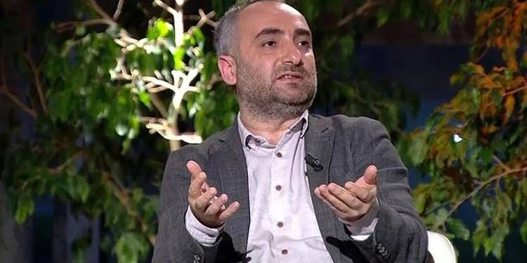 İsmail Saymaz: Türk yatırımcıların Avrupa kapısı Halkidiki 1 Gazeteci İsmail Saymaz,, Türklerin Avrupa’da oturum almak için en fazla ilgi gösterdiği yerin Halkidiki olduğunu belirtti.