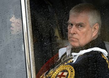 Kral Charles’ın kardeşi Andrew, Windsor’daki malikaneyi boşaltıyor 19 İngiltere Kralı III. Charles’ın kardeşi Andrew Mountbatten-Windsor, yıllardır yaşadığı Windsor’daki Royal Lodge malikânesinden çıkmaya hazırlanıyor.