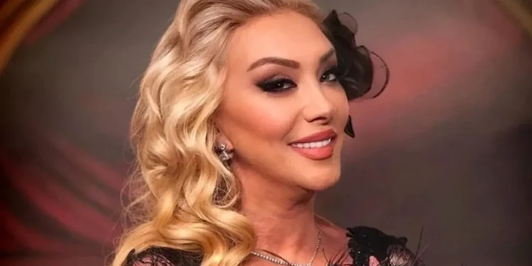 Güllü’nün kızı tutuklandı, arkadaşı ev hapsine alındı 1 Ünlü şarkıcı Güllü’nün Yalova’da hayatını kaybettiği olayla ilgili soruşturmada önemli bir aşamaya gelindi.