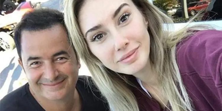 İsmail Saymaz’dan dikkat çeken iddia: Şeyma Subaşı ve Acun Ilıcalı detayı 1 Ünlülere yönelik uyuşturucu operasyonu kapsamında hakkında yakalama kararı çıkarılan Şeyma Subaşı ile ilgili gazeteci İsmail Saymaz’dan dikkat çeken bir iddia geldi.