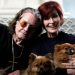 Ozzy Osbourne’un Son Anlarını Sharon Osbourne anlattı 10 76 yaşında hayata veda eden Ozzy Osbourne’un eşi Sharon Osbourne, ünlü müzisyenin ölüm gününde yaşananları ve söylediği son sözleri ilk kez paylaştı.